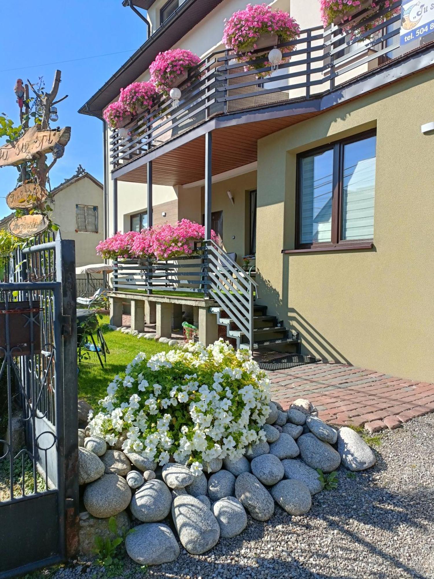 Tu Sie Spi Apartment Bodzentyn Exterior photo