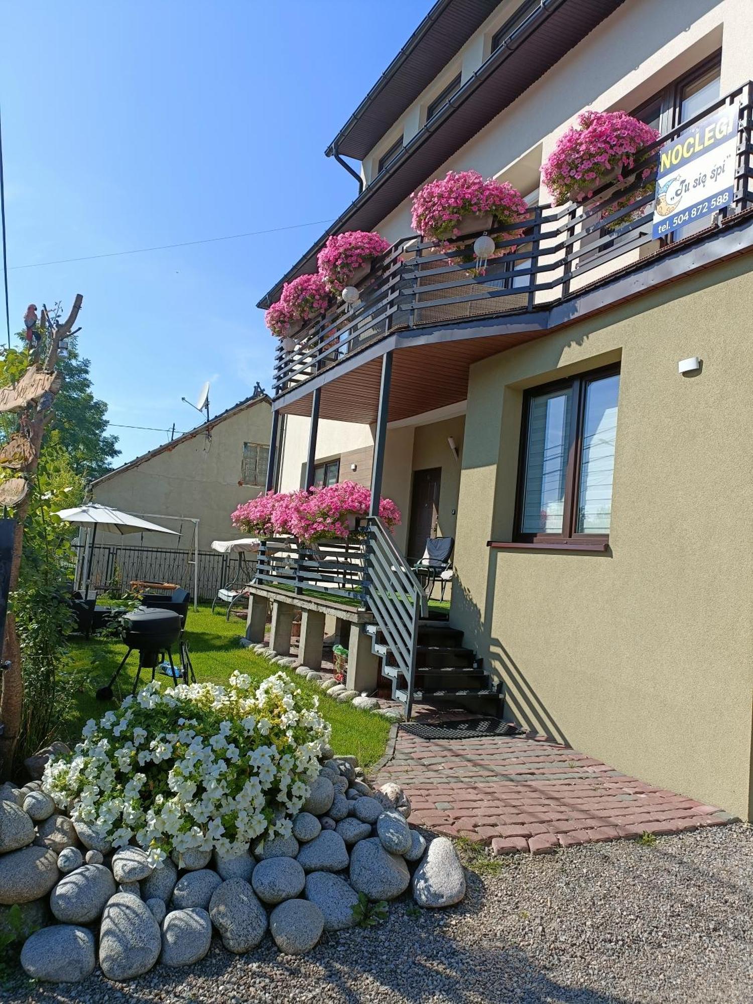 Tu Sie Spi Apartment Bodzentyn Exterior photo